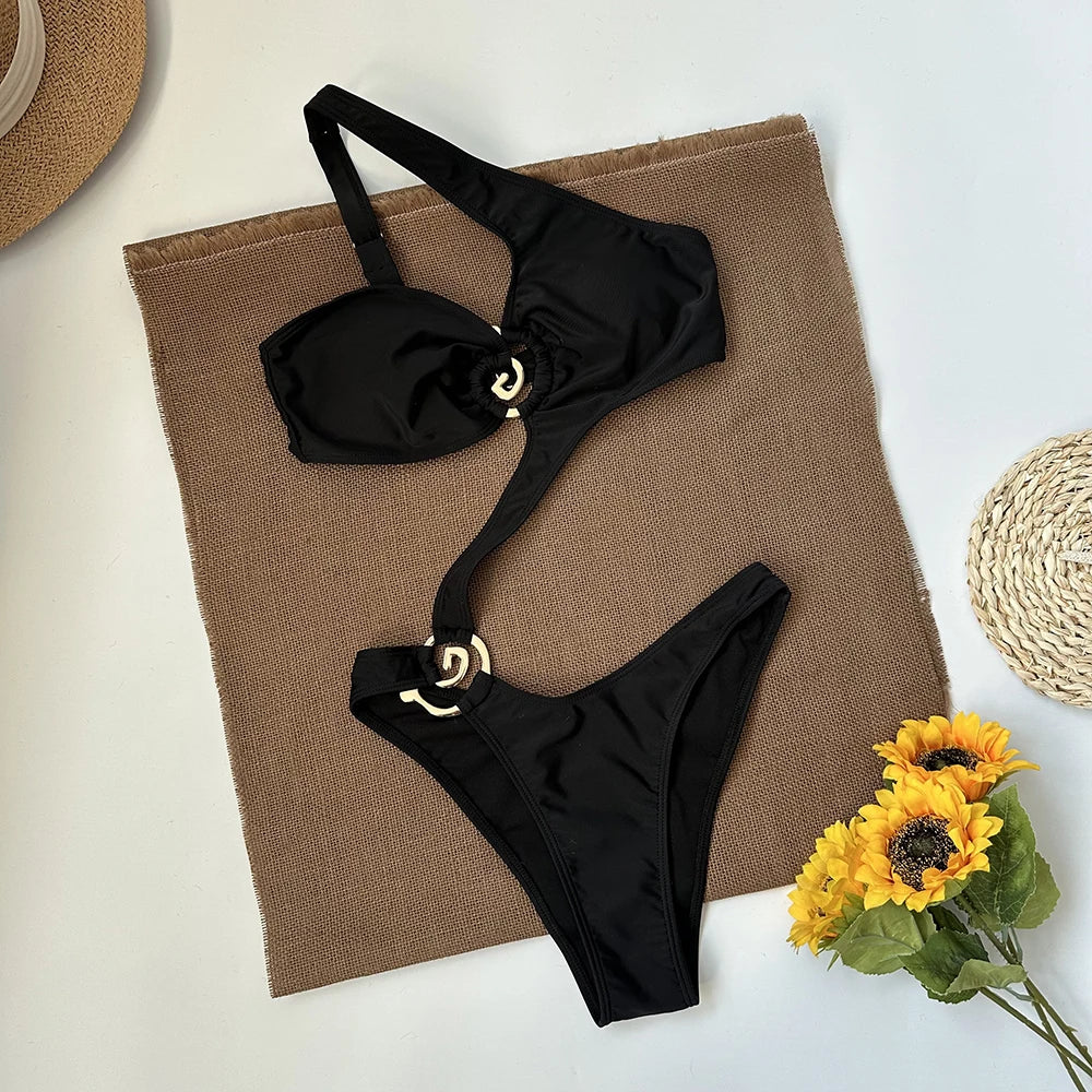 Elegant Backless Beachwear