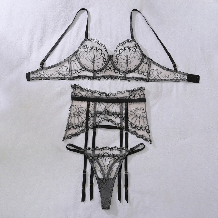 Noir Botanique Lingerie Set